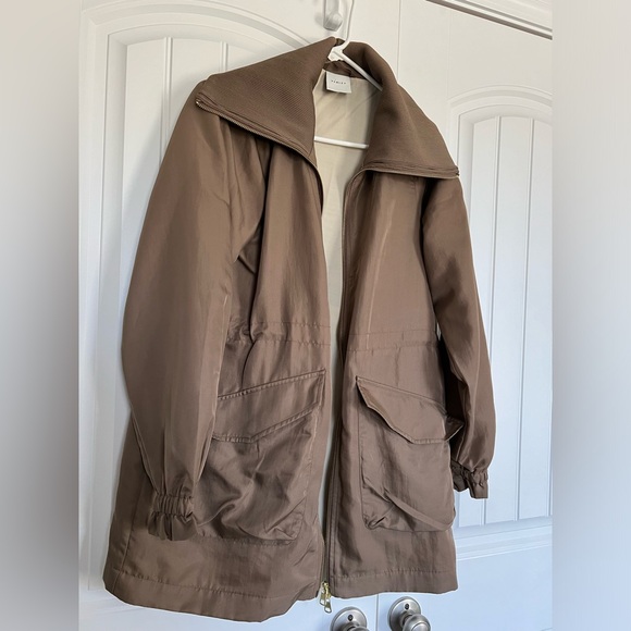 Varley Alison jacket in taupe stone size small - Picture 3 of 12